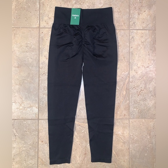 🖤NWT HALARA Seamless Flow High Waisted Ruched Plain Leggings - Sold Out - Size L - Picture 8 of 13